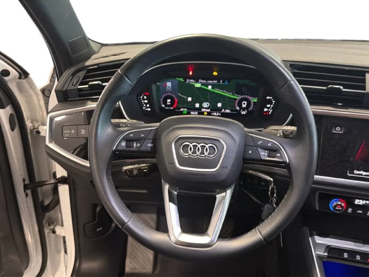 Audi Q3 Sportback usata a Napoli (9)
