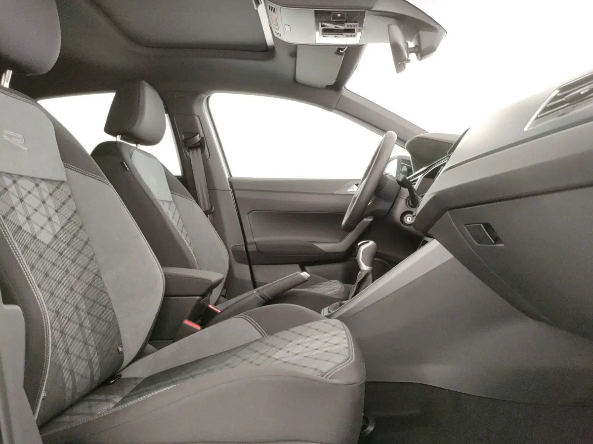 Volkswagen Taigo usata a Napoli (8)