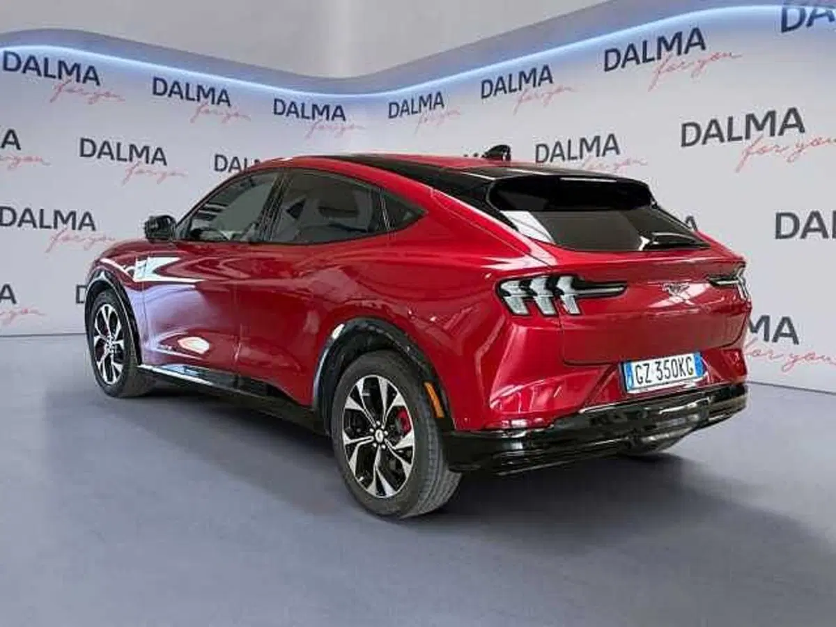 Ford Mustang Mach-E usata a Milano (3)