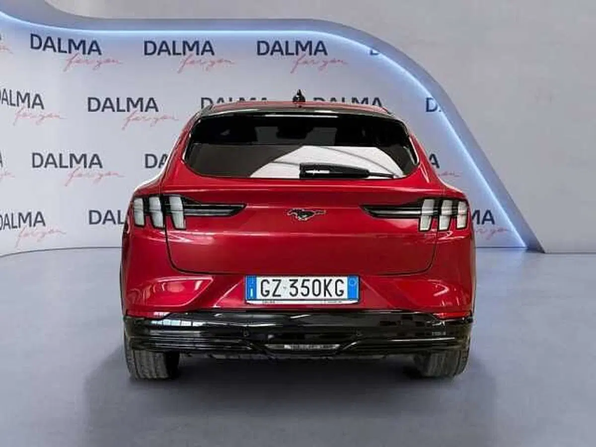 Ford Mustang Mach-E usata a Milano (4)