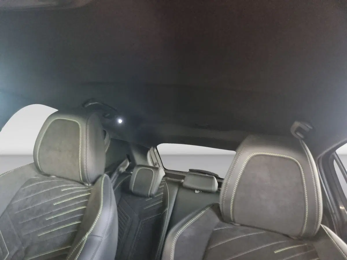 Peugeot 208 usata a Varese (17)