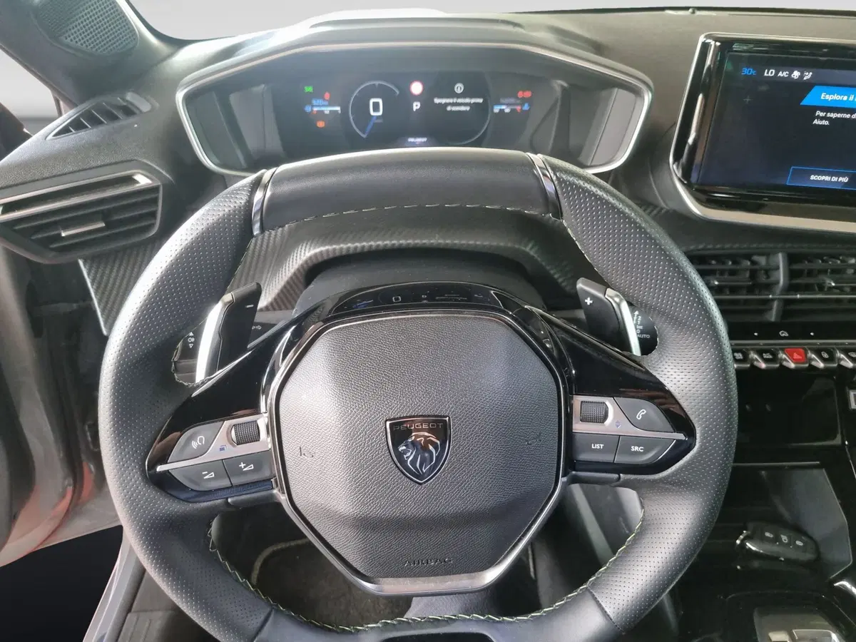 Peugeot 208 usata a Varese (9)