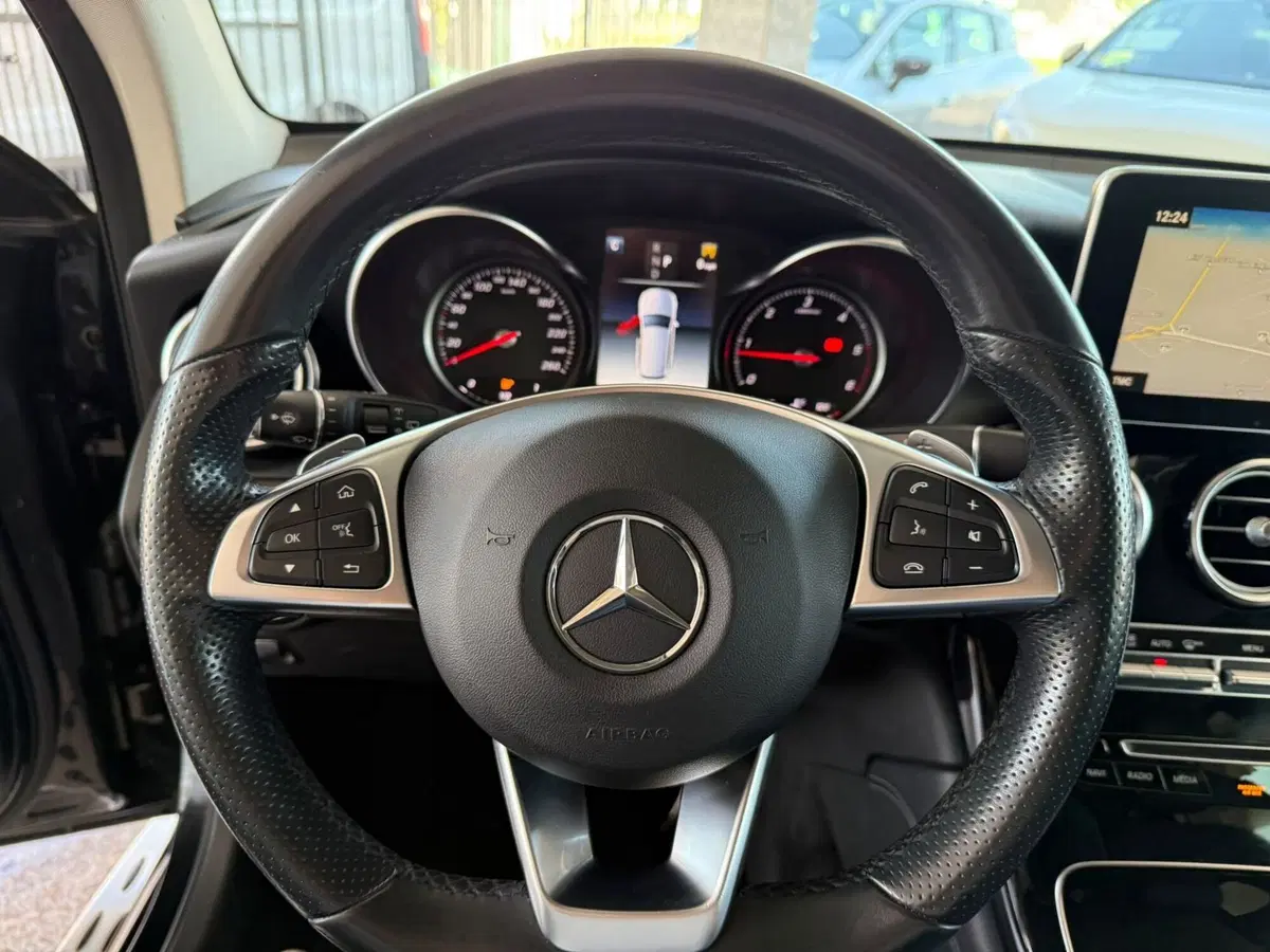 Mercedes-Benz GLC SUV usata a Brescia (12)