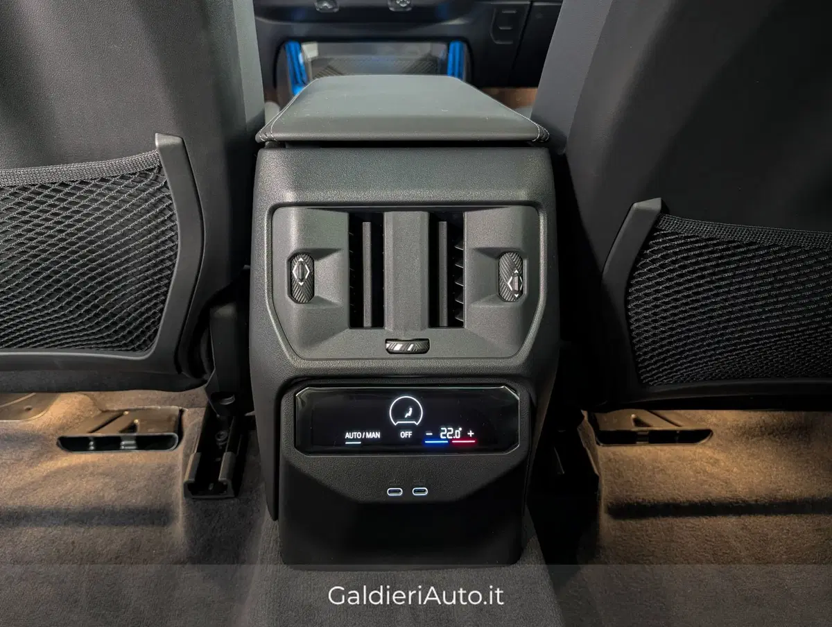 BMW X3 nuova a Salerno (10)