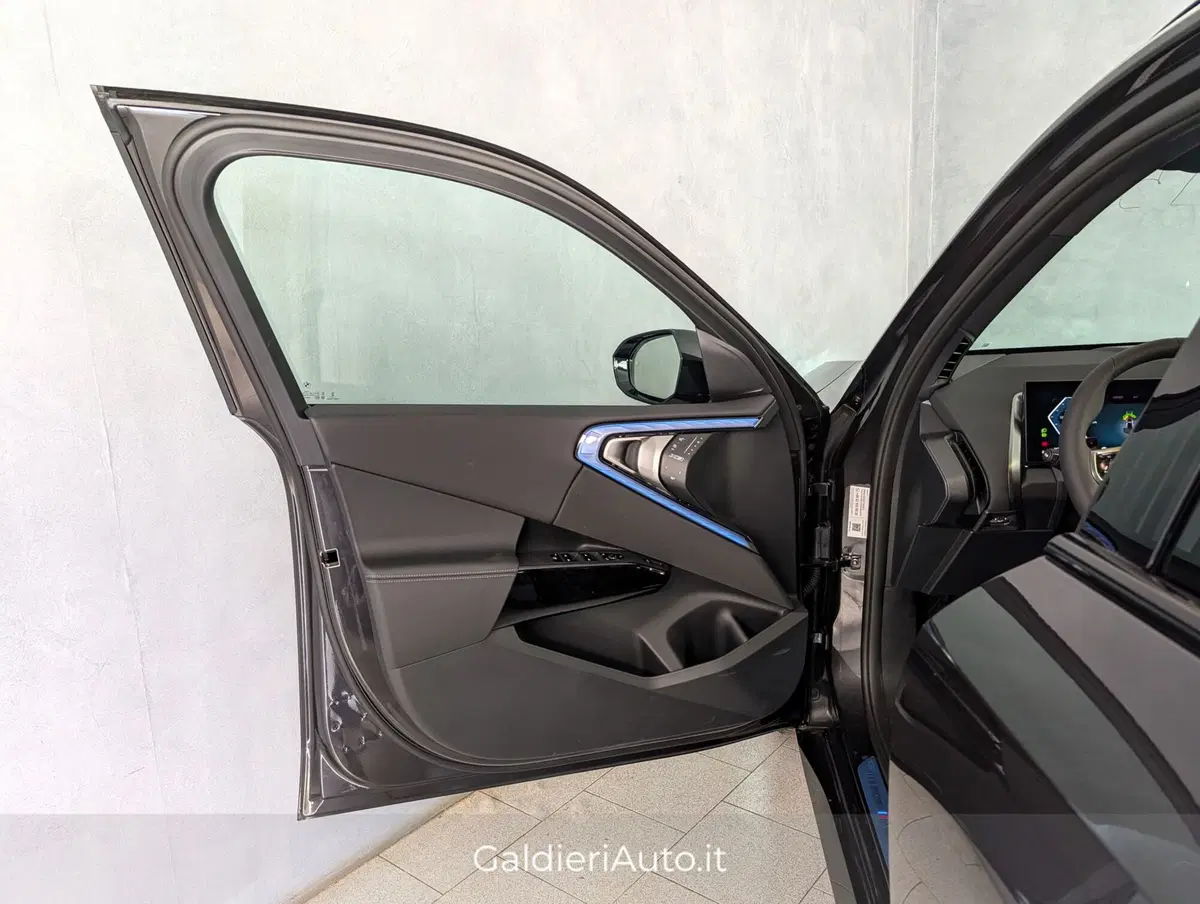 BMW X3 nuova a Salerno (15)
