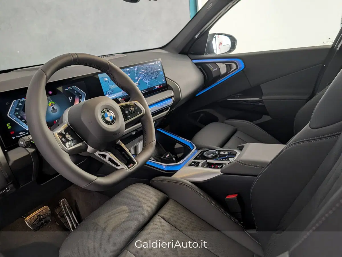BMW X3 nuova a Salerno (16)