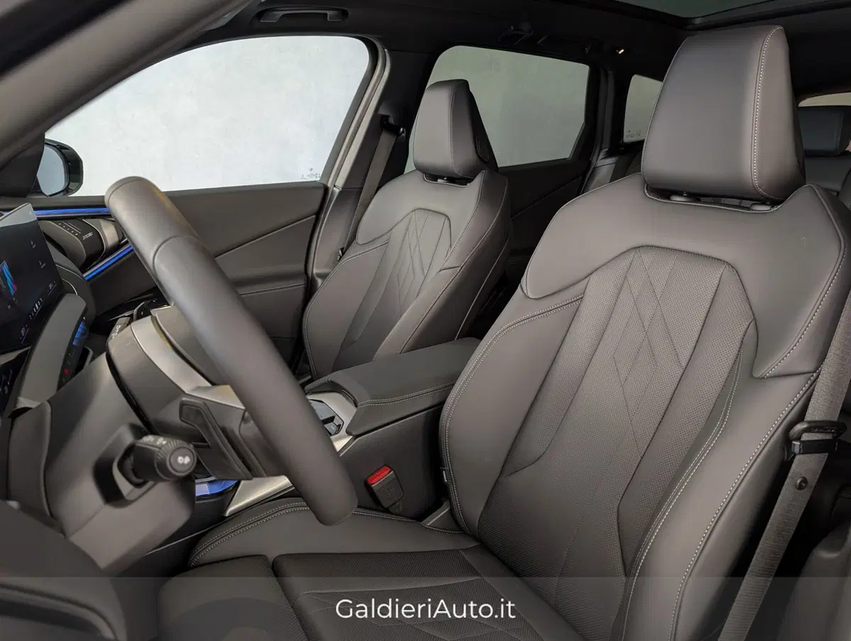 BMW X3 nuova a Salerno (19)