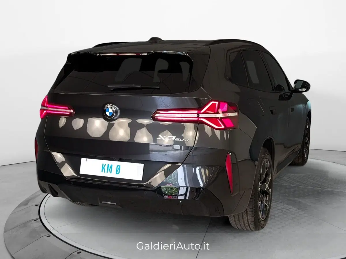 BMW X3 nuova a Salerno (3)