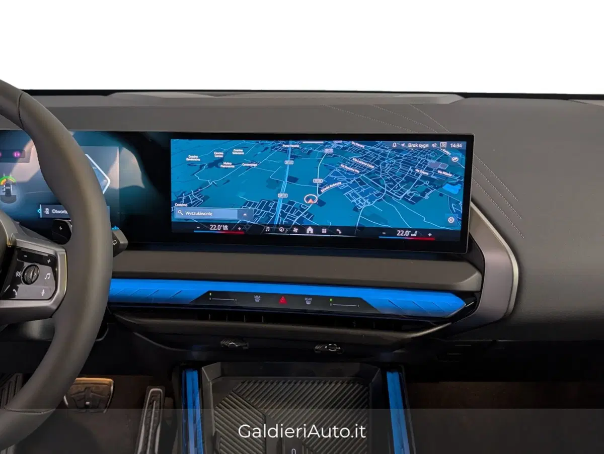 BMW X3 nuova a Salerno (7)