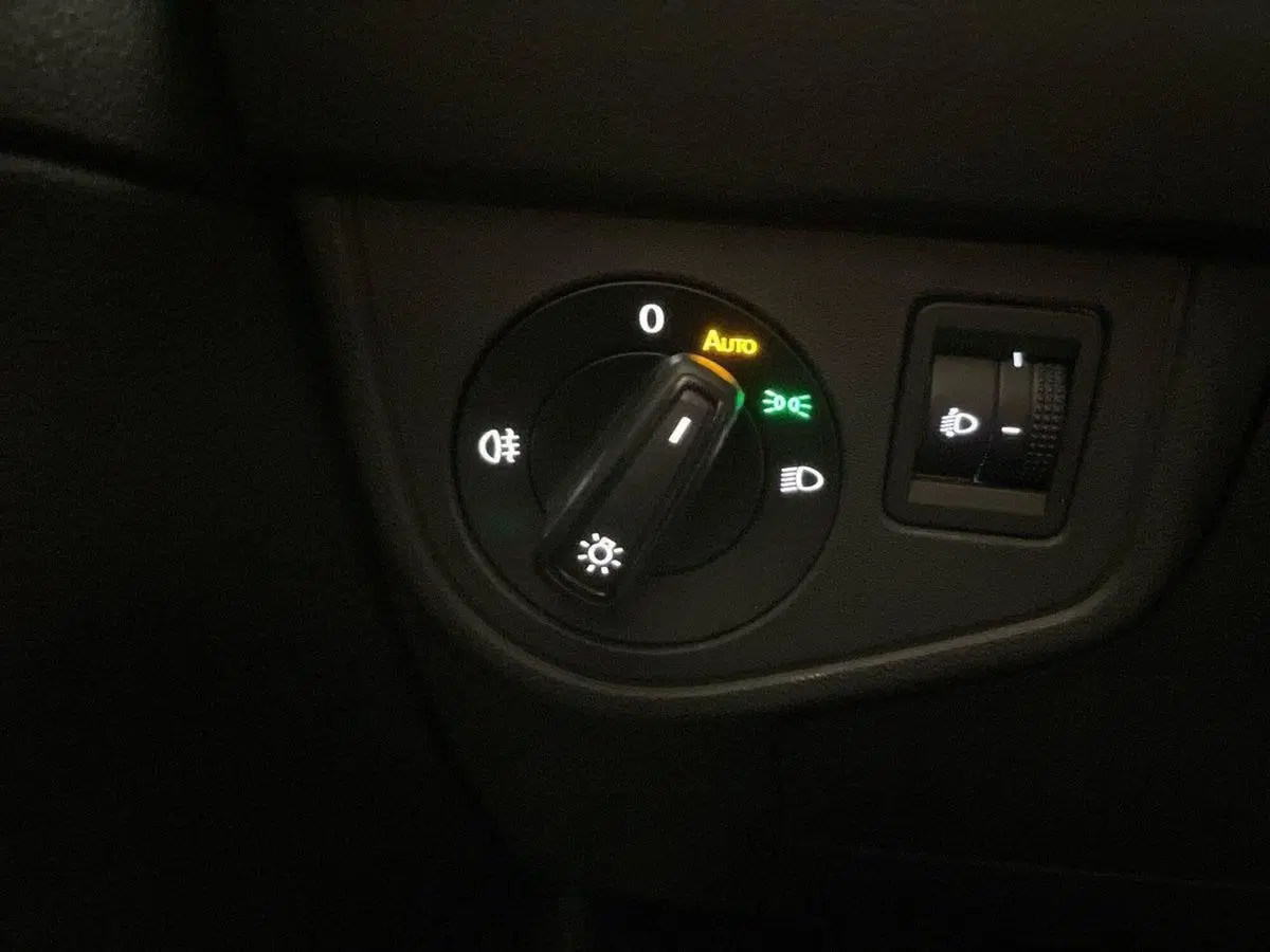 Volkswagen Taigo usata a Prato (20)