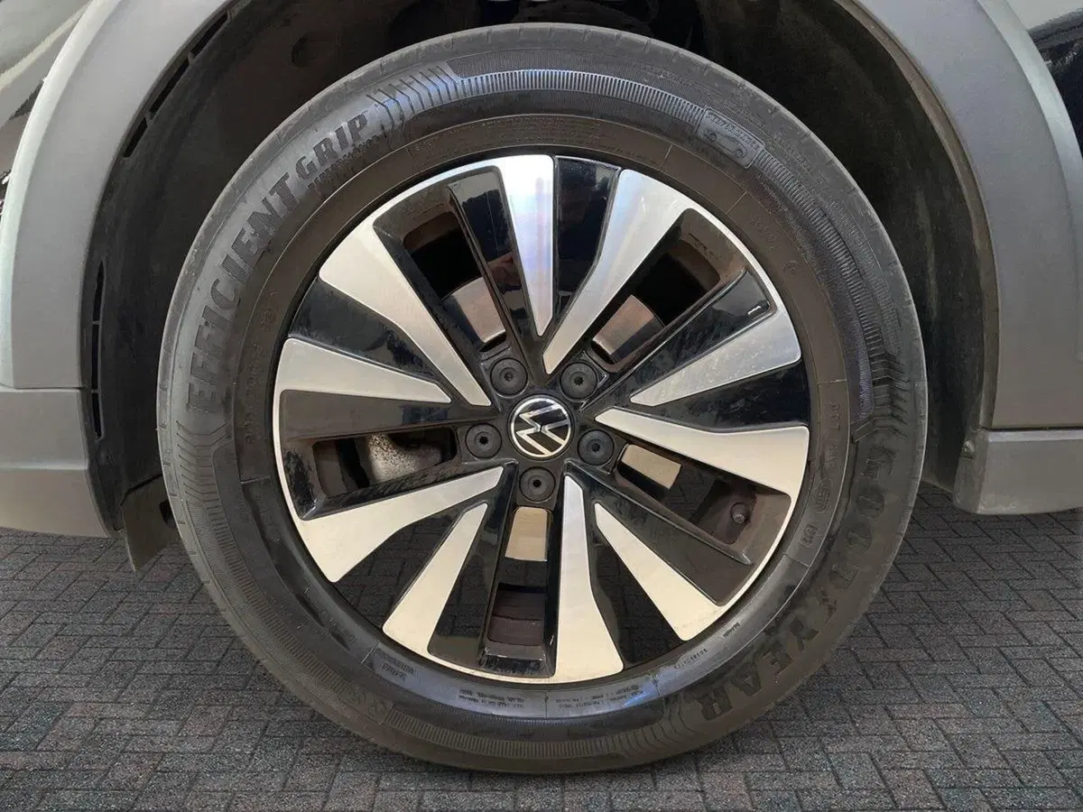 Volkswagen Taigo usata a Prato (6)