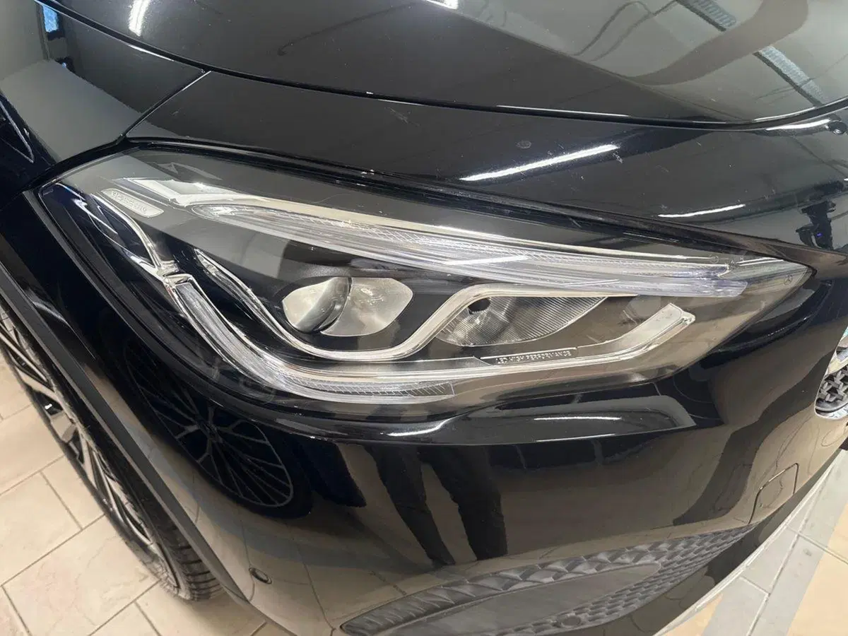 Mercedes-Benz GLA SUV usata a Prato (7)