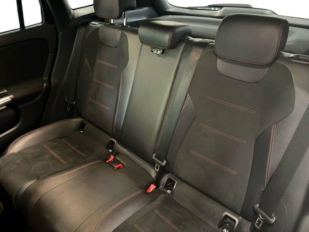 Mercedes-Benz GLA SUV usata a Firenze (16)
