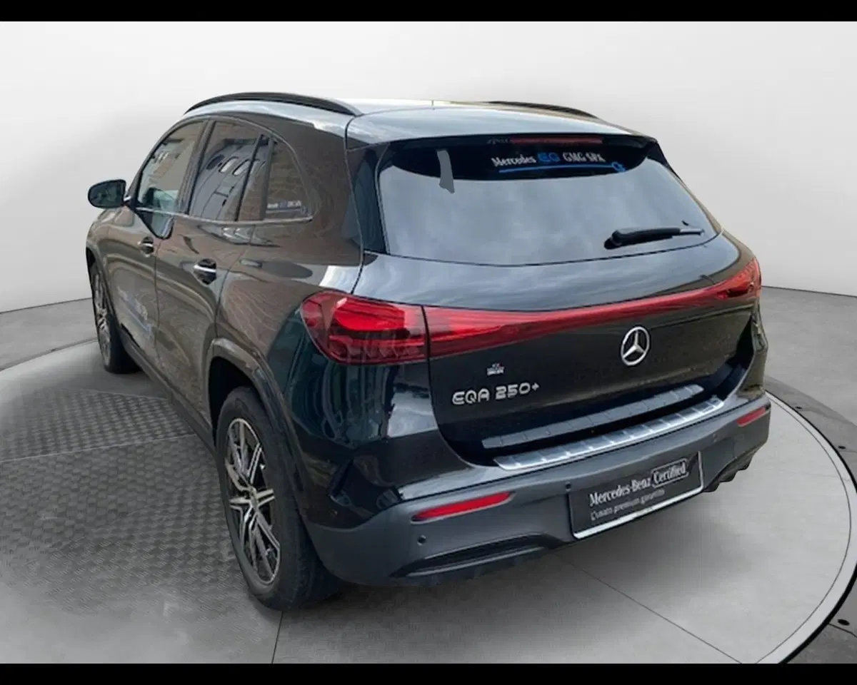 Mercedes-Benz EQA usata a Firenze (5)