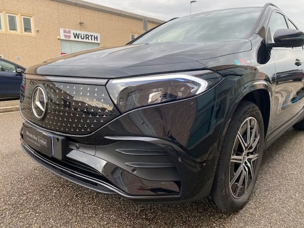 Mercedes-Benz EQA usata a Firenze (7)