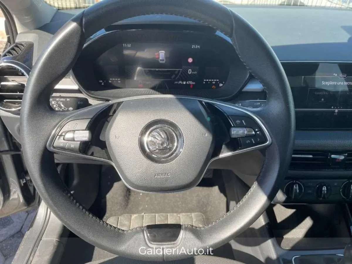 Skoda Fabia usata a Salerno (10)