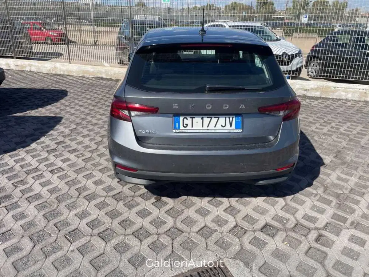 Skoda Fabia usata a Salerno (5)