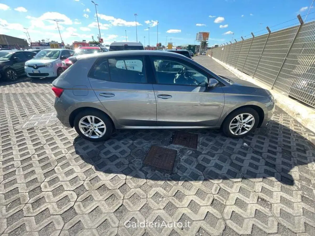 Skoda Fabia usata a Salerno (7)