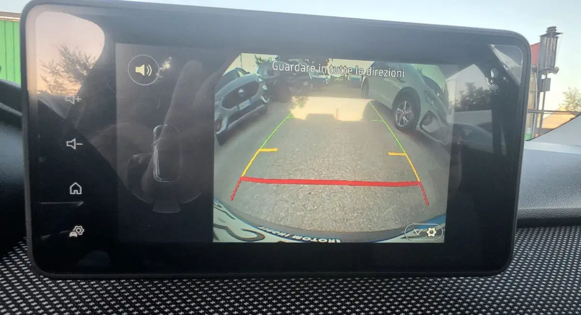 Dacia Sandero usata a Firenze (14)
