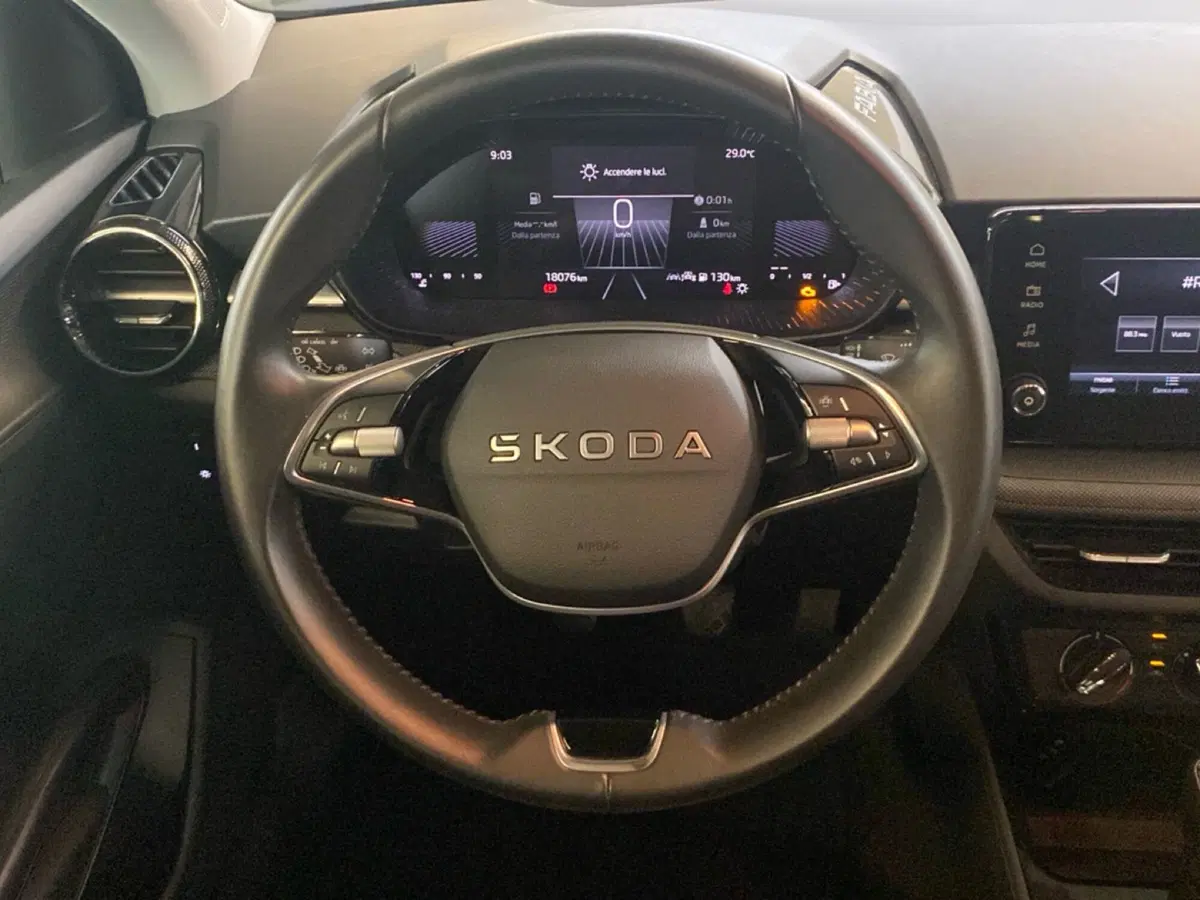 Skoda Fabia usata a Reggio Calabria (11)