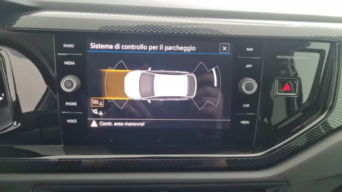 Volkswagen Taigo usata a L'Aquila (17)