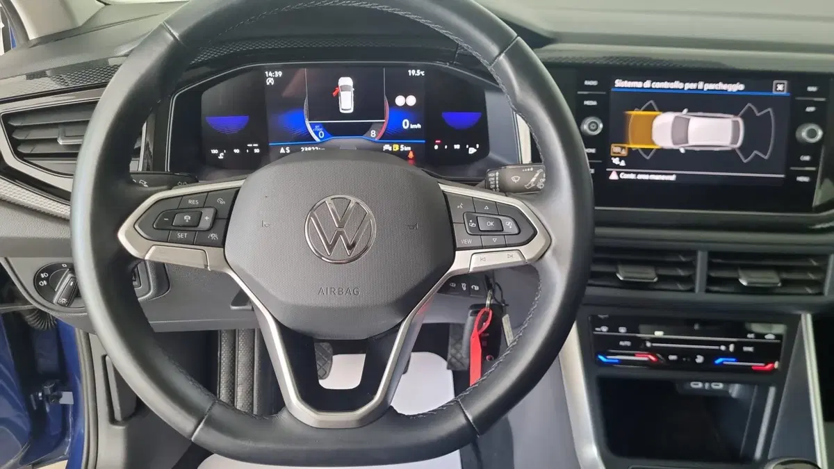 Volkswagen Taigo usata a L'Aquila (11)