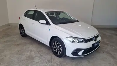 Volkswagen Polo 1.0 Life 80cv del 2023 usata a Avezzano