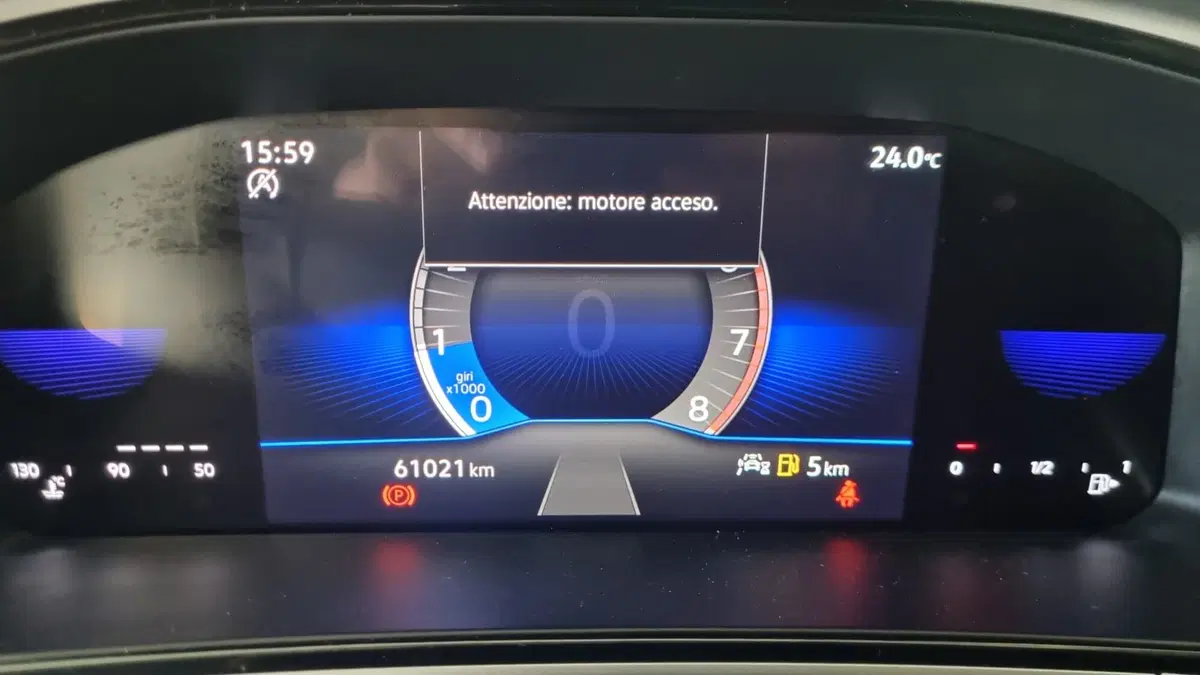 Volkswagen T-Roc usata a L'Aquila (11)