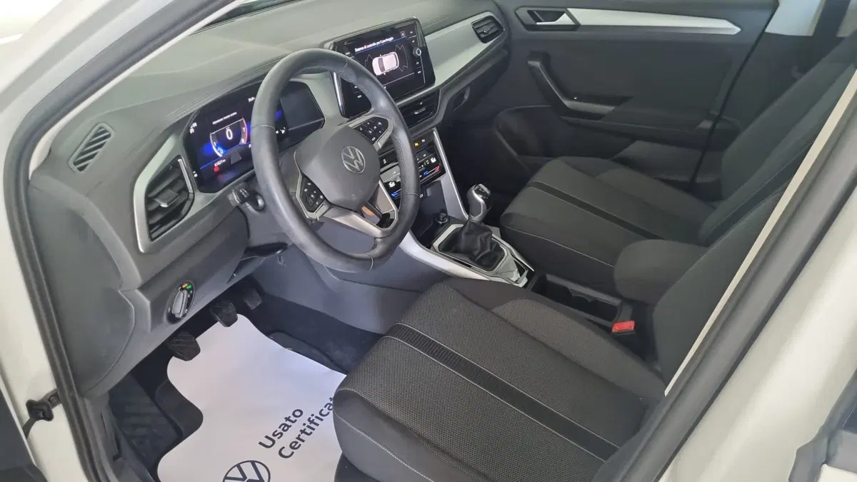 Volkswagen T-Roc usata a L'Aquila (17)