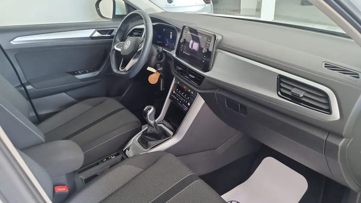 Volkswagen T-Roc usata a L'Aquila (18)
