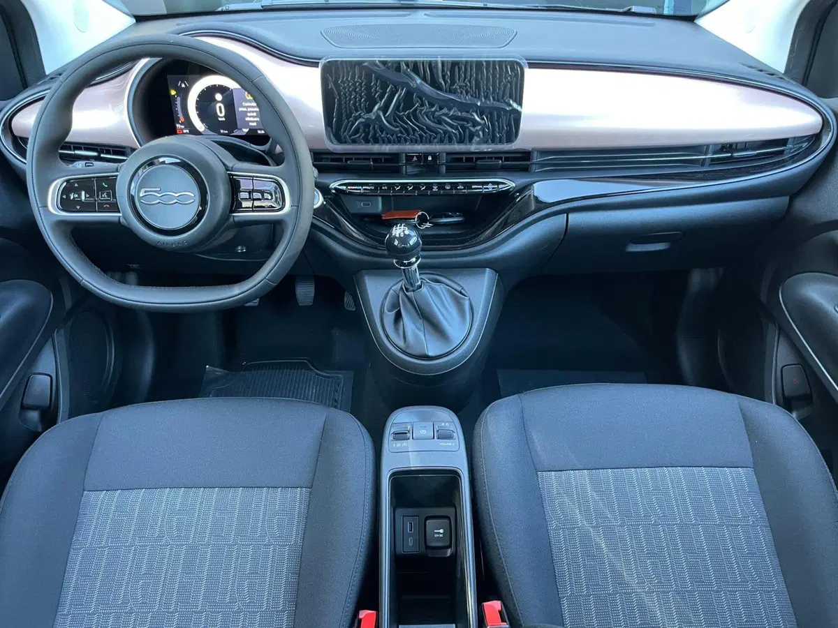 Fiat 500 nuova a Ancona (11)