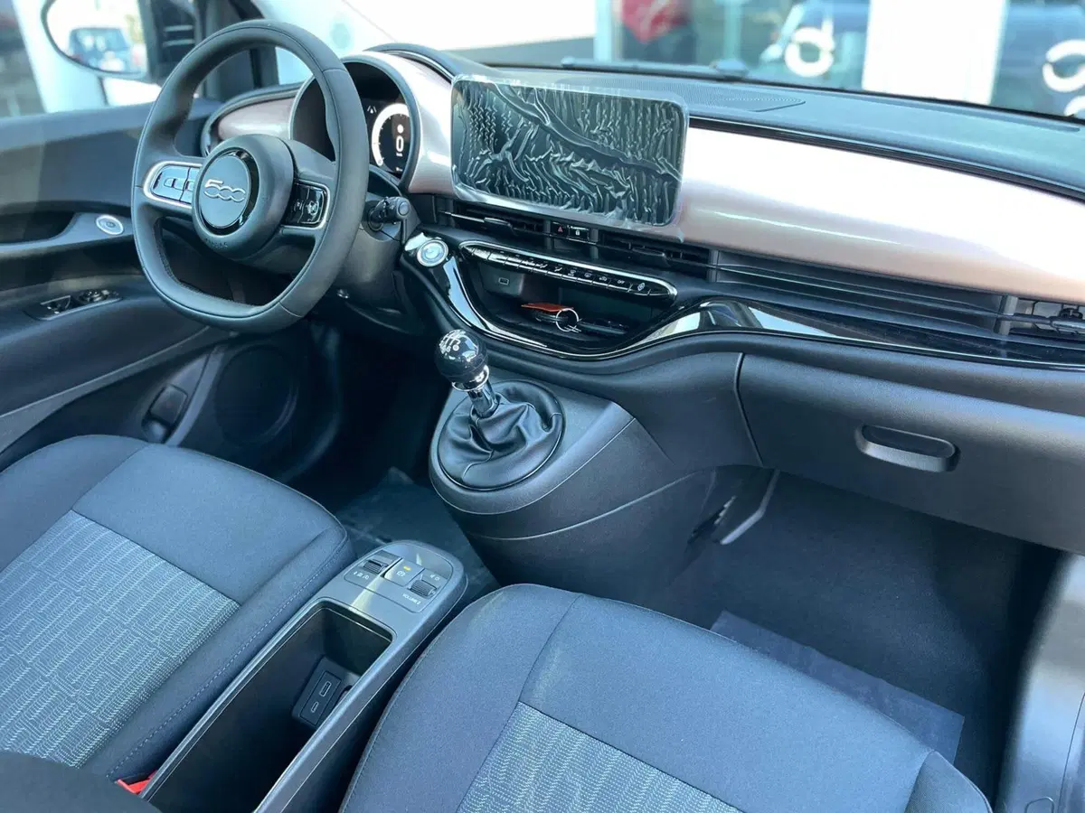Fiat 500 nuova a Ancona (15)