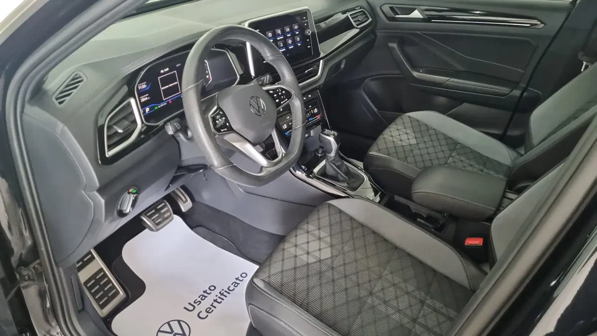 Volkswagen T-Roc usata a L'Aquila (12)