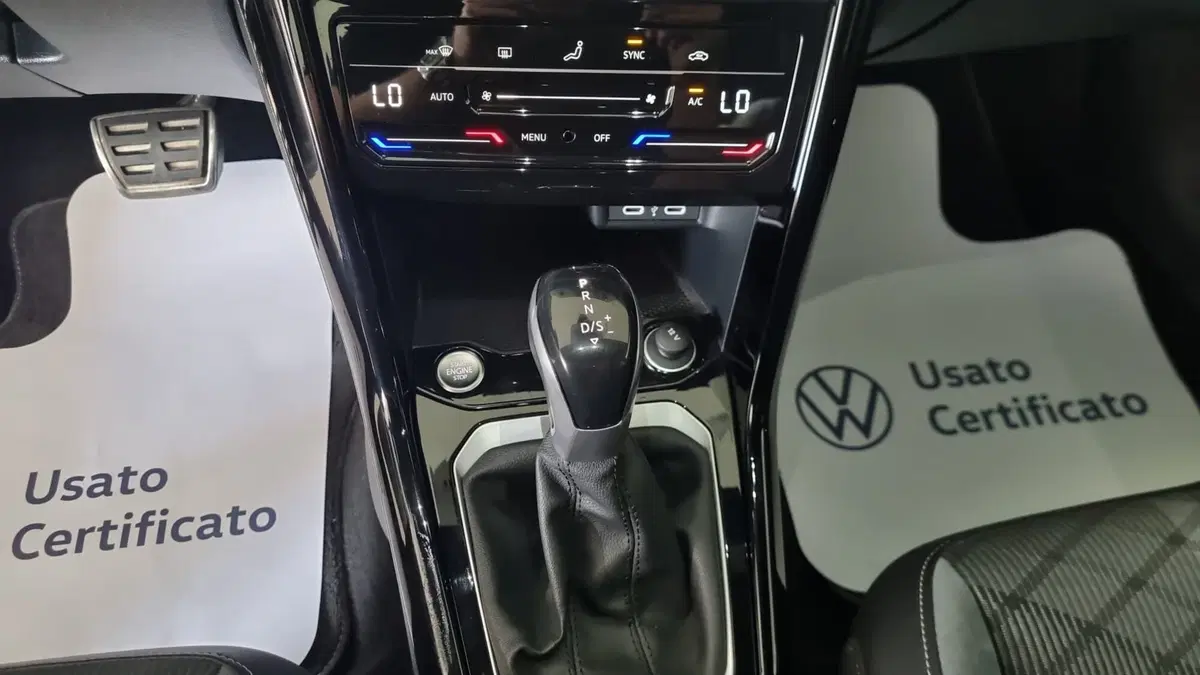 Volkswagen T-Roc usata a L'Aquila (15)