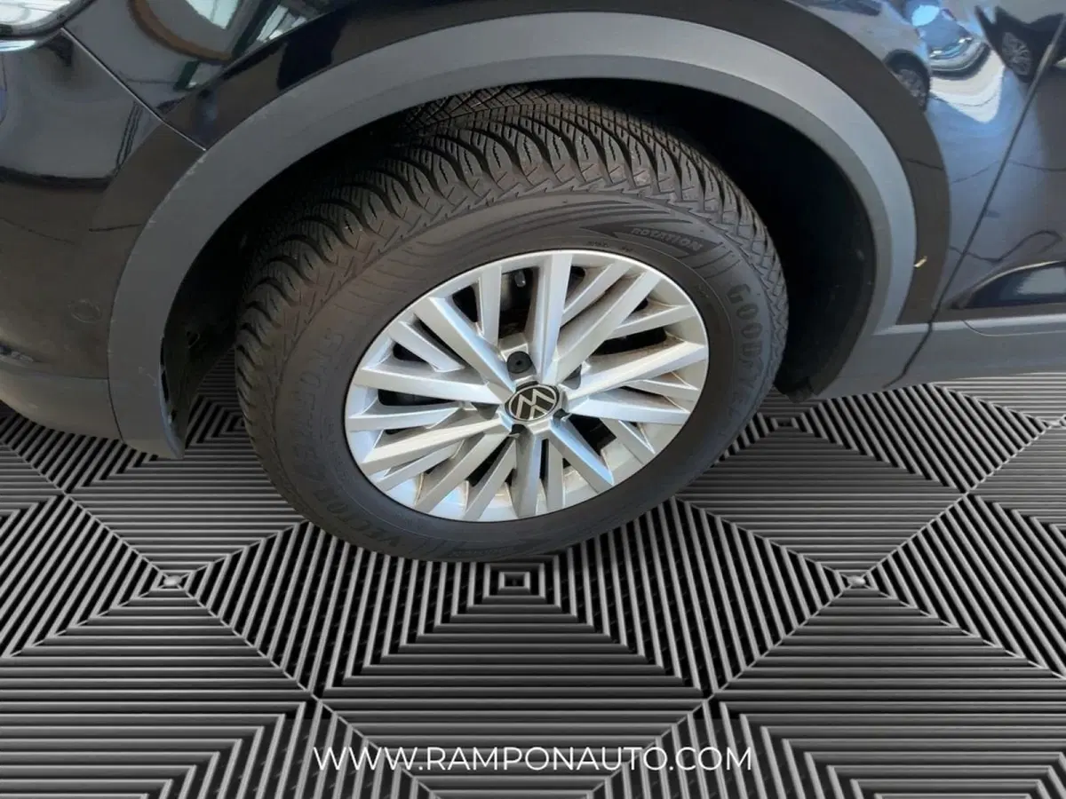 Volkswagen T-Roc usata a Venezia (9)