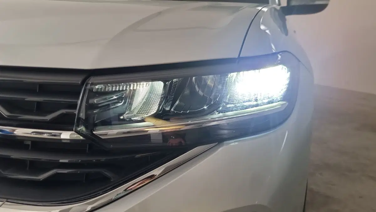 Volkswagen T-Cross usata a L'Aquila (7)