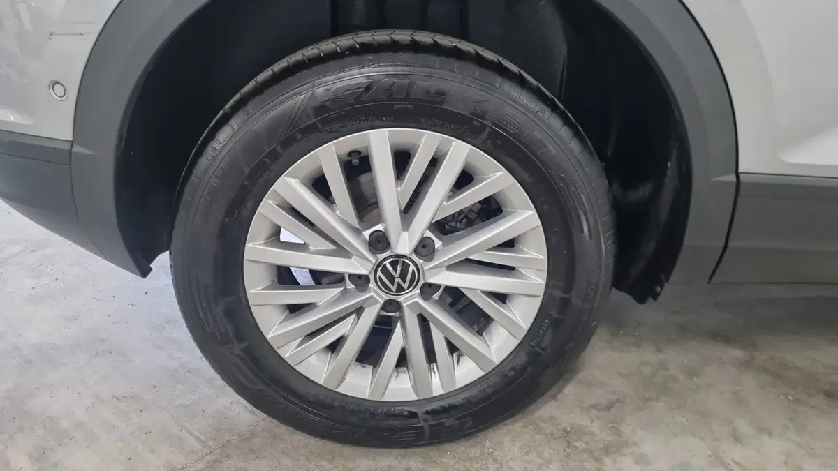 Volkswagen T-Roc usata a L'Aquila (20)
