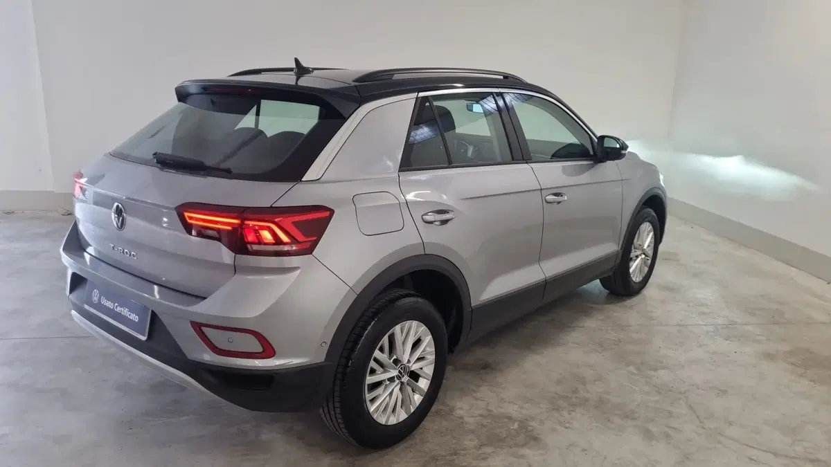 Volkswagen T-Roc usata a L'Aquila (4)
