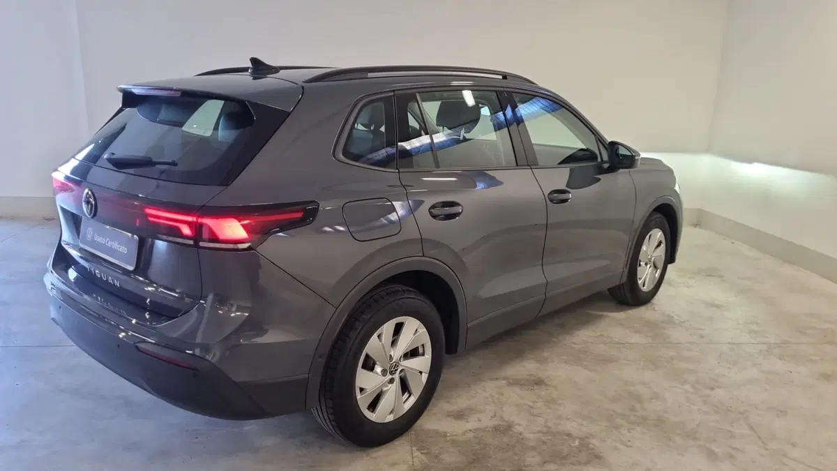 Volkswagen Tiguan usata a L'Aquila (4)