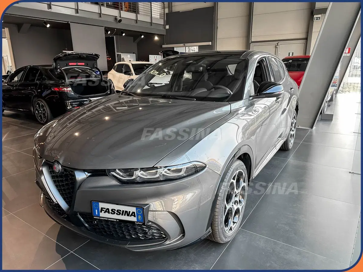 Alfa Romeo Tonale nuova a Milano (3)