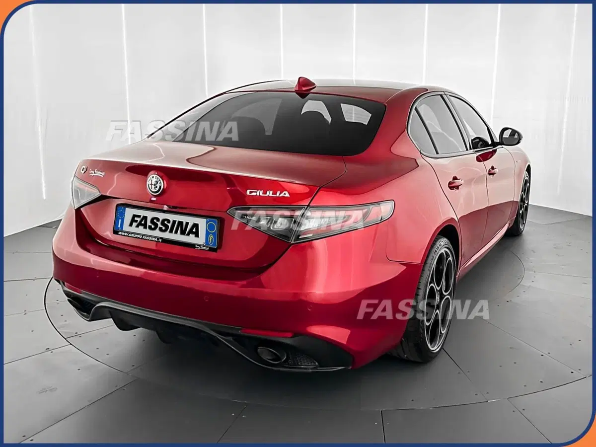 Alfa Romeo Giulia usata a Milano (6)