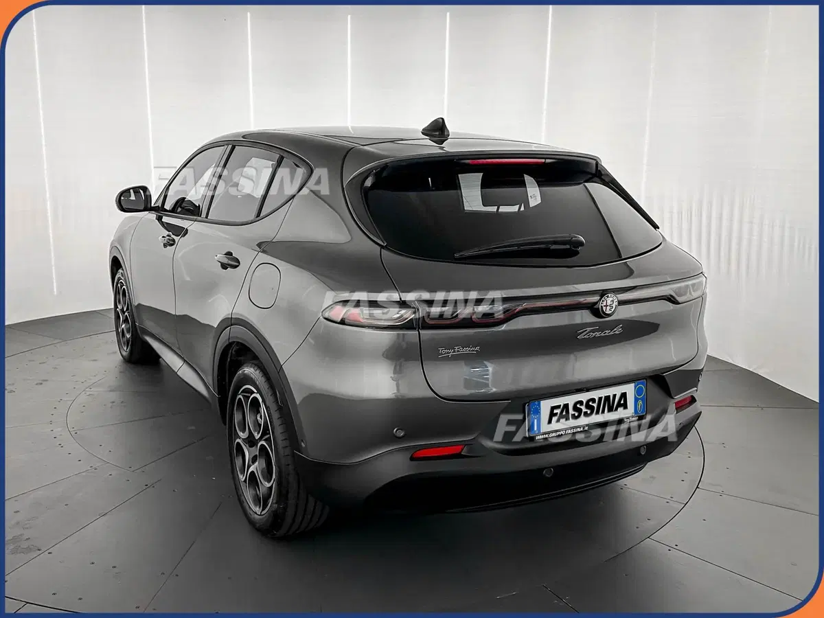 Alfa Romeo Tonale usata a Milano (4)