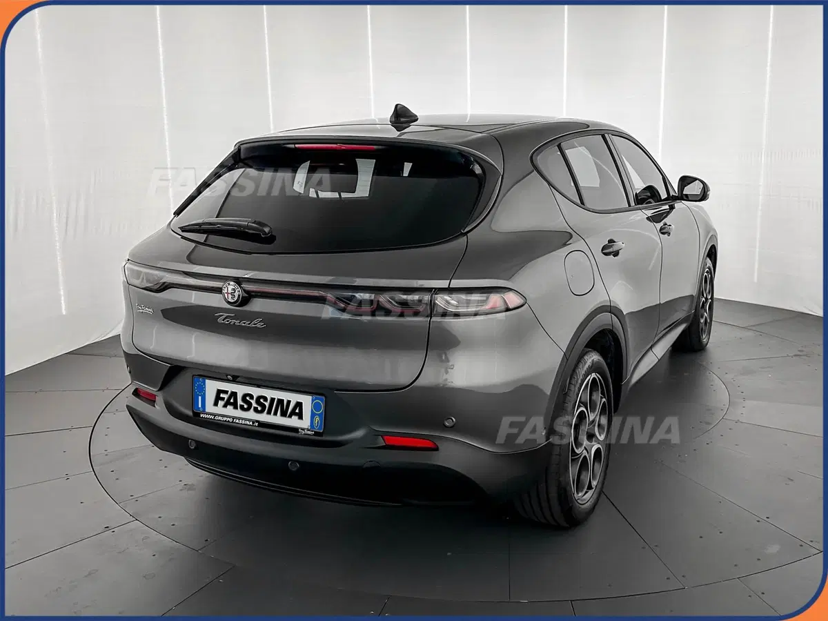 Alfa Romeo Tonale usata a Milano (6)
