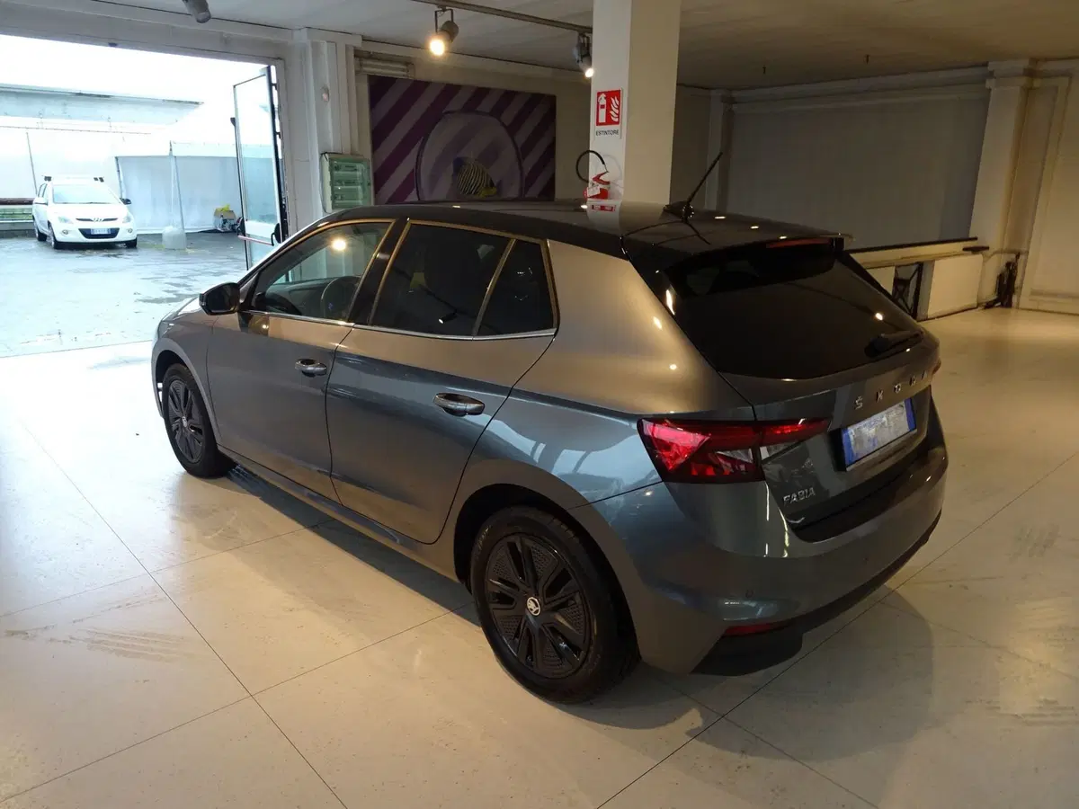 Skoda Fabia usata a Lucca (3)