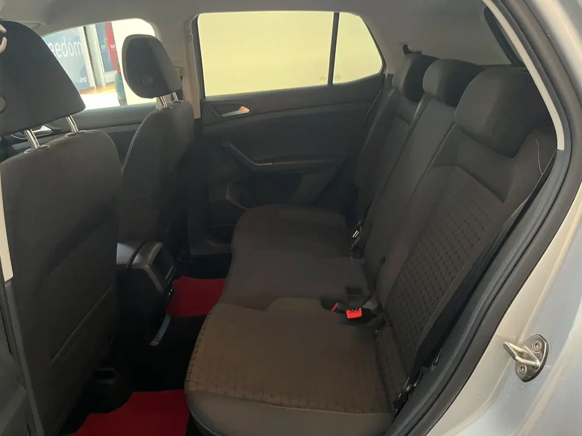 Volkswagen T-Cross usata a Lucca (11)