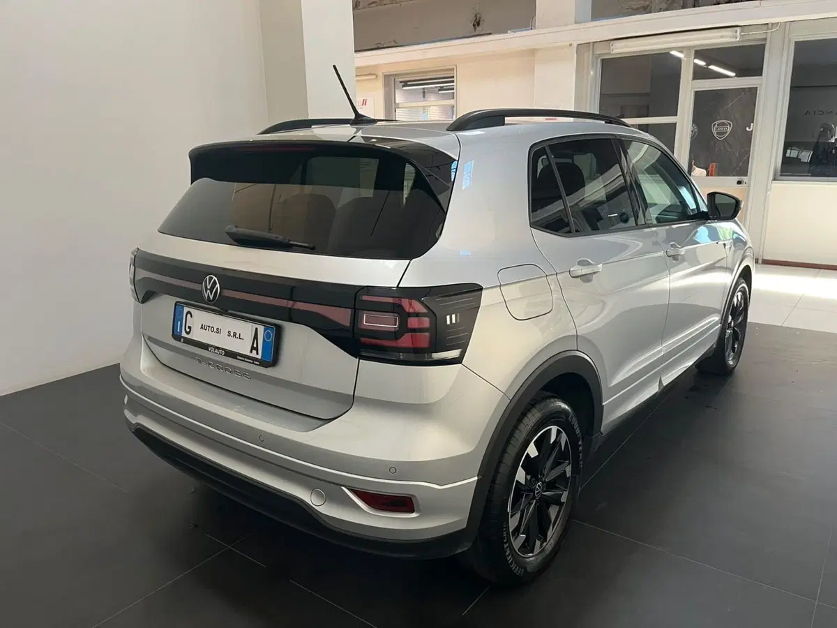 Volkswagen T-Cross usata a Lucca (5)