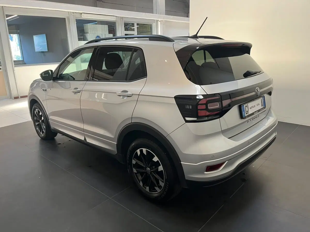 Volkswagen T-Cross usata a Lucca (7)