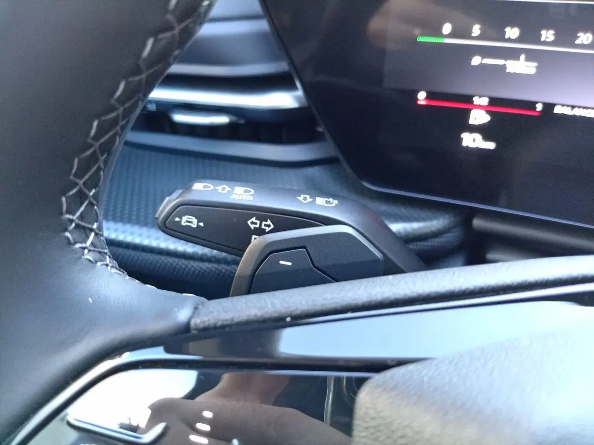 Audi Q5 Sportback nuova a Bari (18)