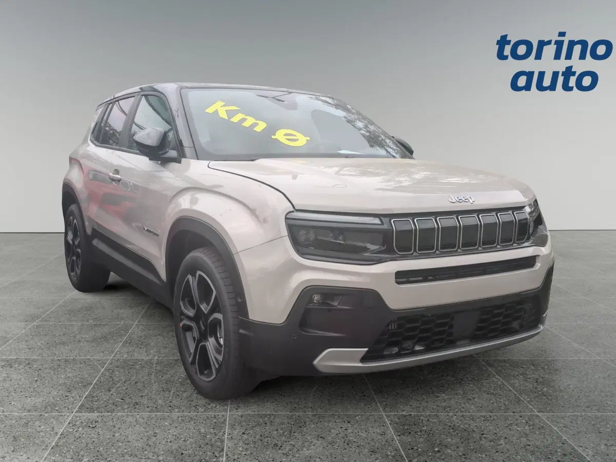 Jeep Avenger nuova a Torino