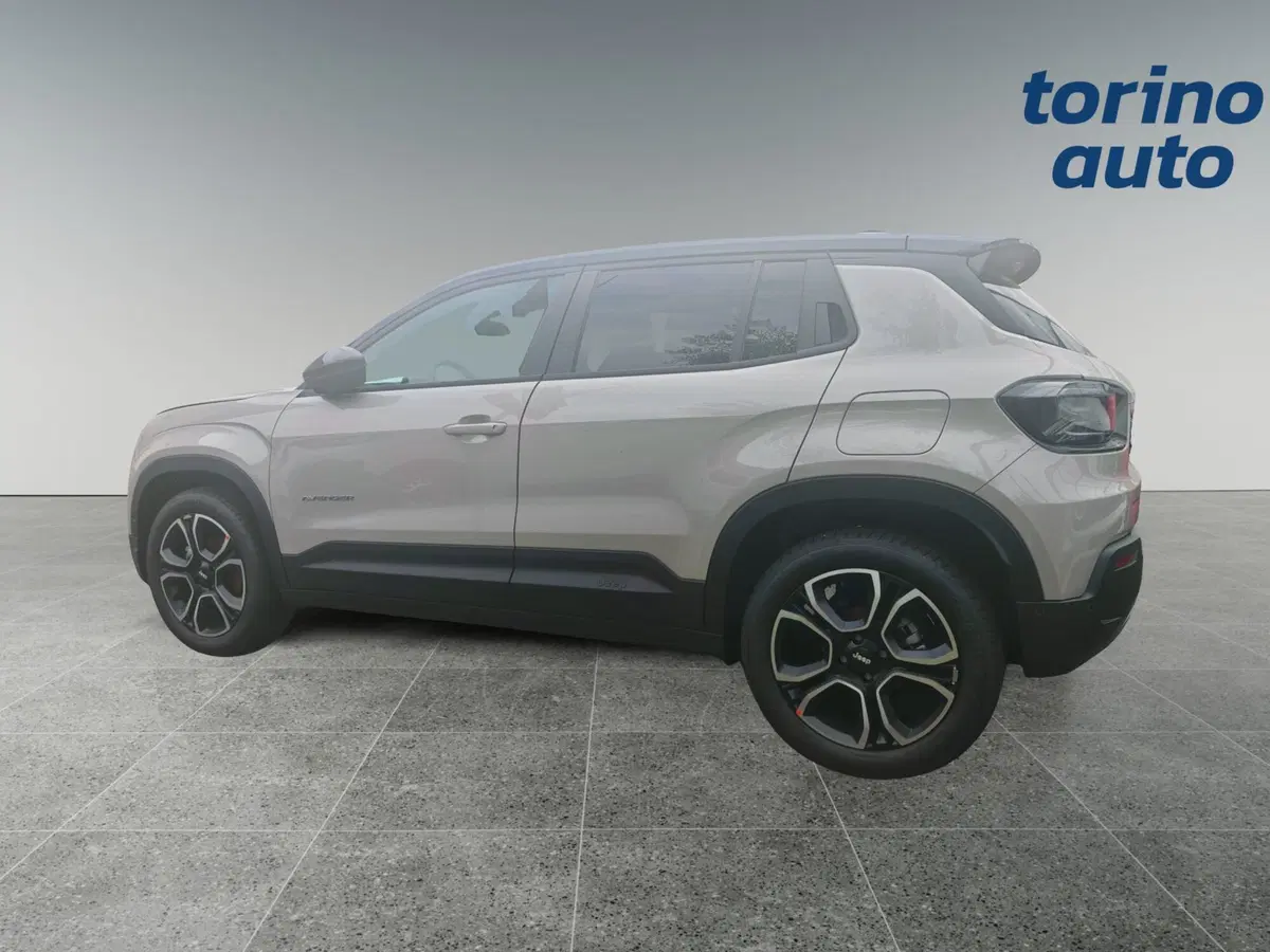 Jeep Avenger nuova a Torino (3)